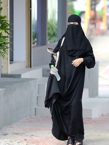 Abaya hotsell burqa 2018